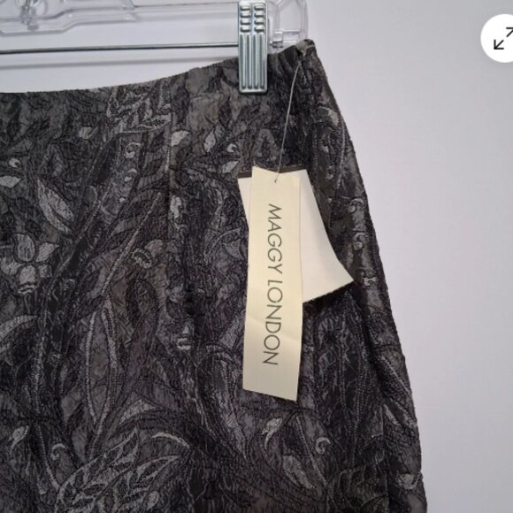 Maggy London Pencil Skirt Gray Floral Stitched Classic Lined Size 8 NWT E2 - Picture 4 of 6